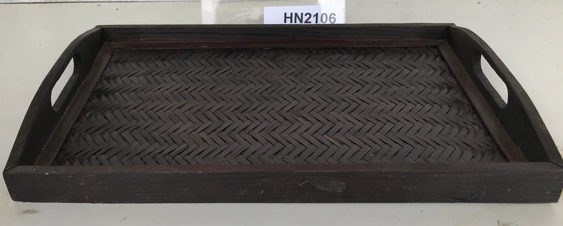  Оптовая продажа высококачественные вьетнамские прямоугольные бамбуковые подносы темно-коричневого цвета ручной работы