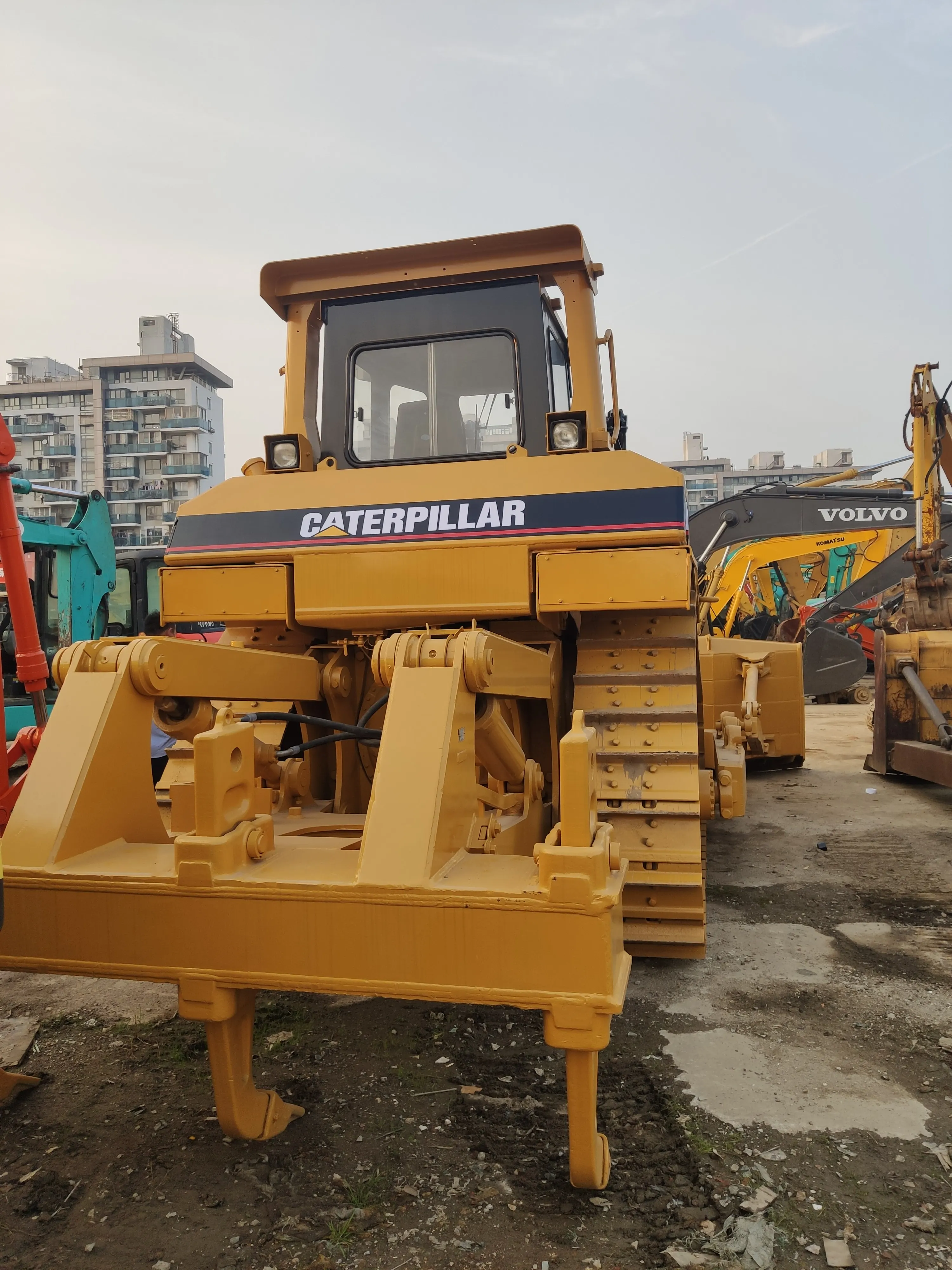 Б/у бульдозер CAT D8R оригинальная гусеница б/у Тракторная D7R D9R с хорошим двигателем
