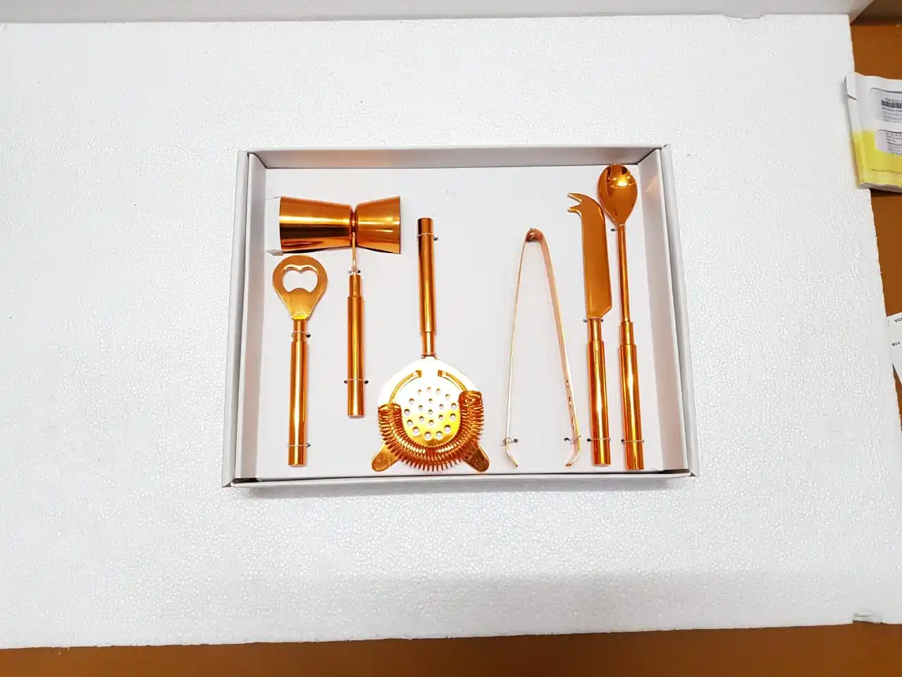 Luxury Stainless Steel Cocktail Shaker Set High Quality Bartender Tools for Home Use Bartending Custom Logo Model Martini