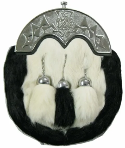 SI - SCOTTISH LEATHER RABBIT SPORRAN