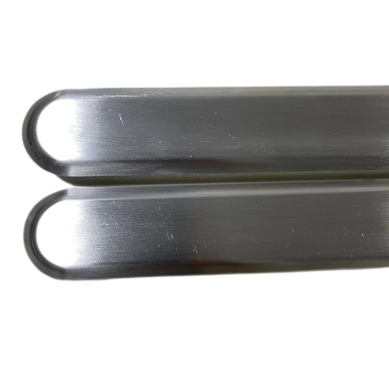 Гладкая тактильная полоса из нержавеющей стали материал для украшения тротуара аэропорта школы метро SS316 или SS304