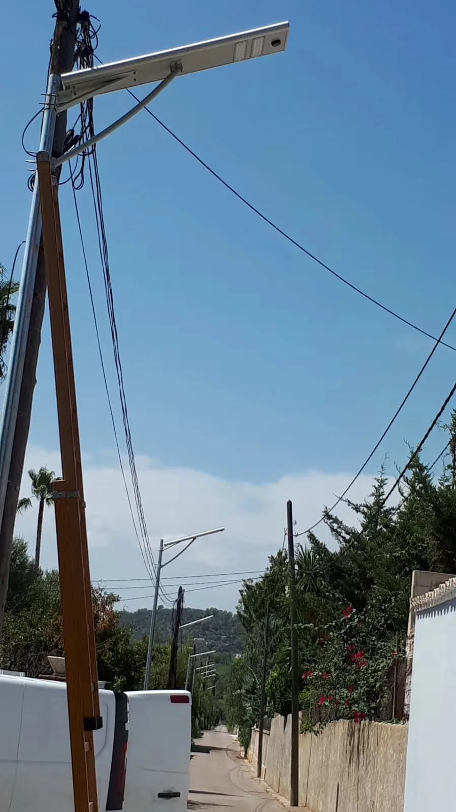 Быстрая доставка, гарантия 3 года, флюс высокой яркости IP65 60 Вт, водонепроницаемый светодиодный фонарь «все в одном» на солнечной батарее для сада и улицы