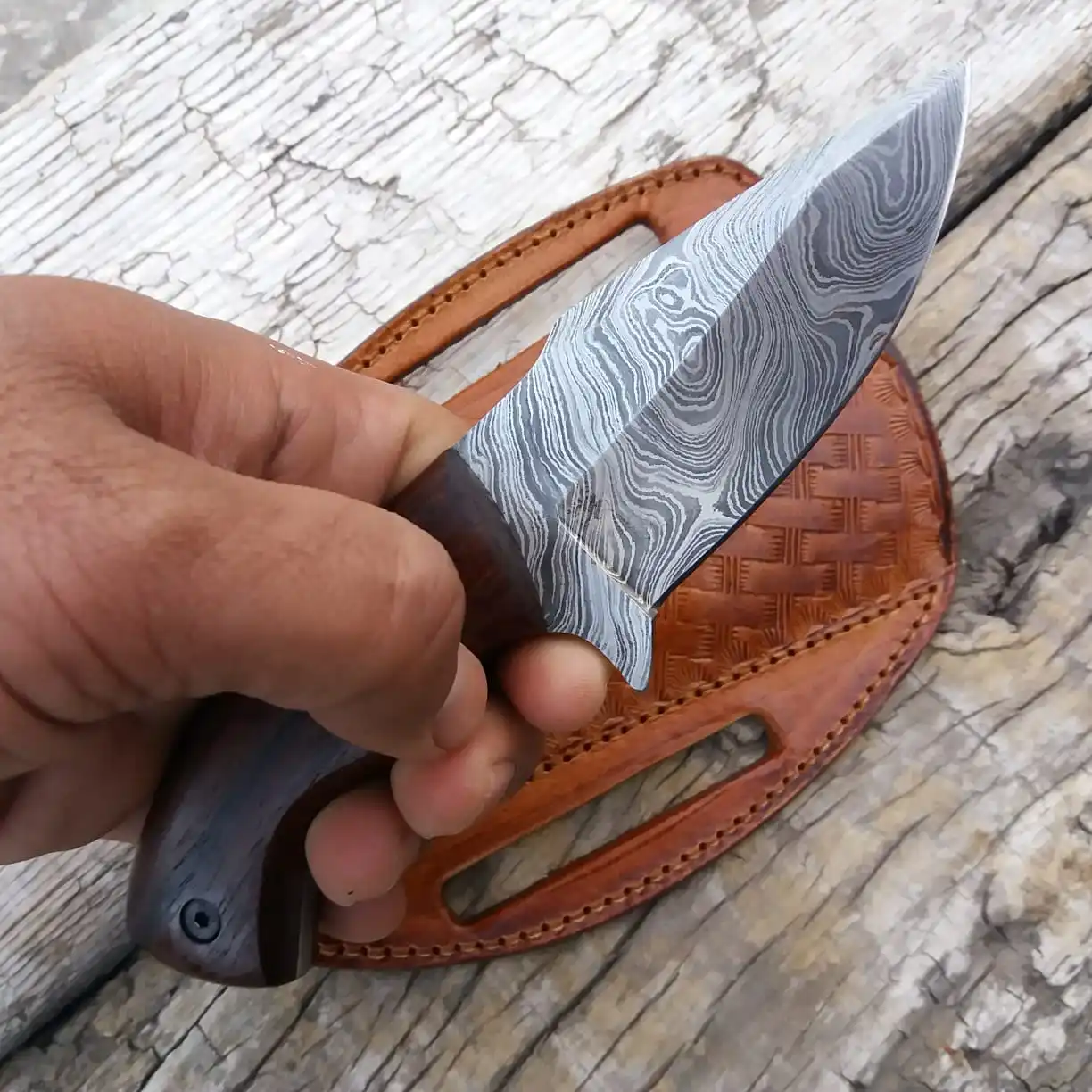 
Damascus Steel Fix Blade Camping Hunting Knife Self Defense Everyday Carry Knives Wholesale 
