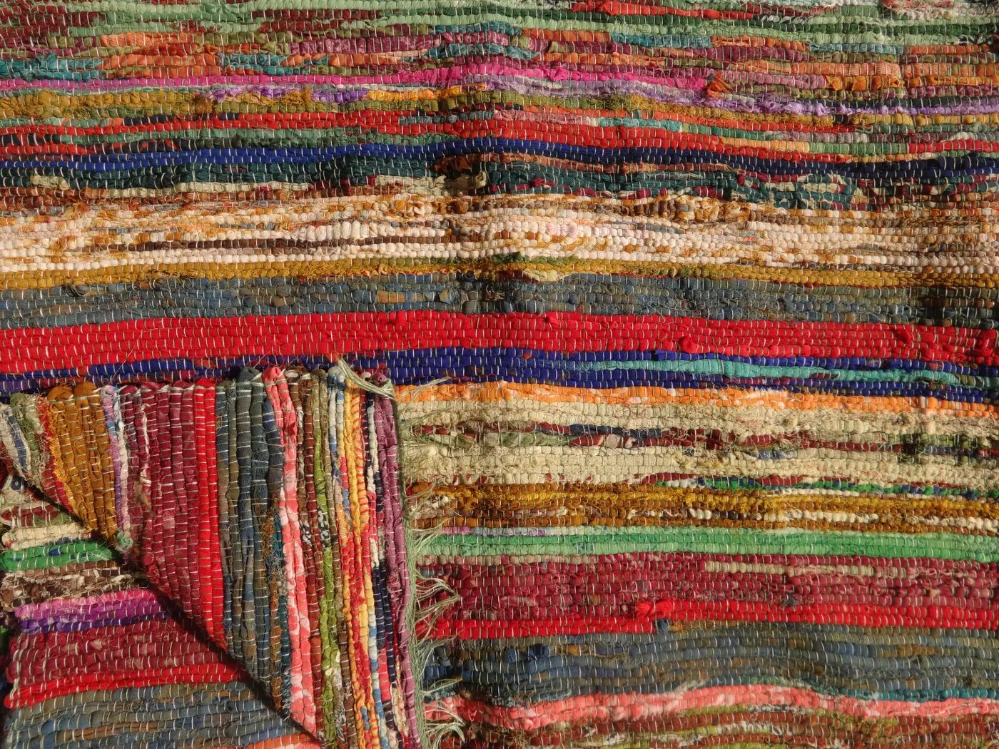 Hand woven indian dhurrie chindi rugs carpets vintage rug flooring wholesale yoga mat