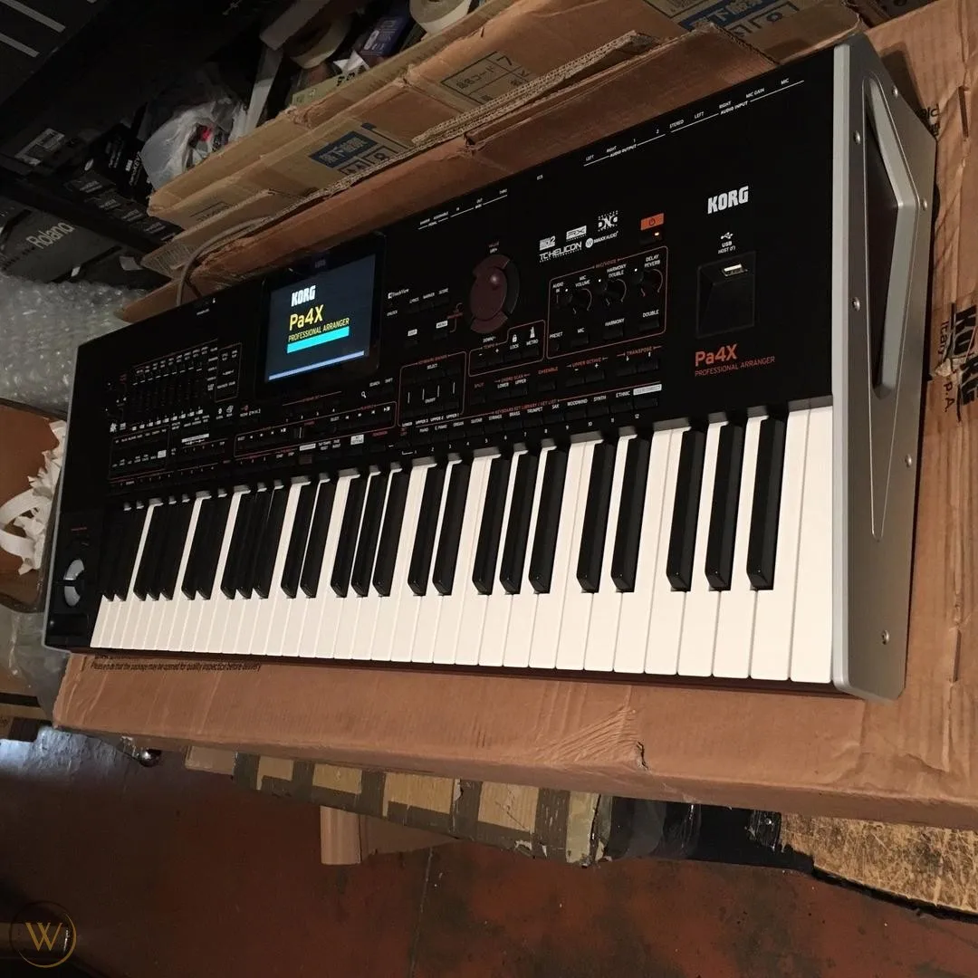  Клавиатура Korg PA4X 76-Note для профессиональной рабочей станции Mint untouch с акустической системой + 3 года