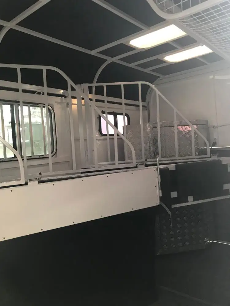 2 horse angle load deluxe float camper tent trailer