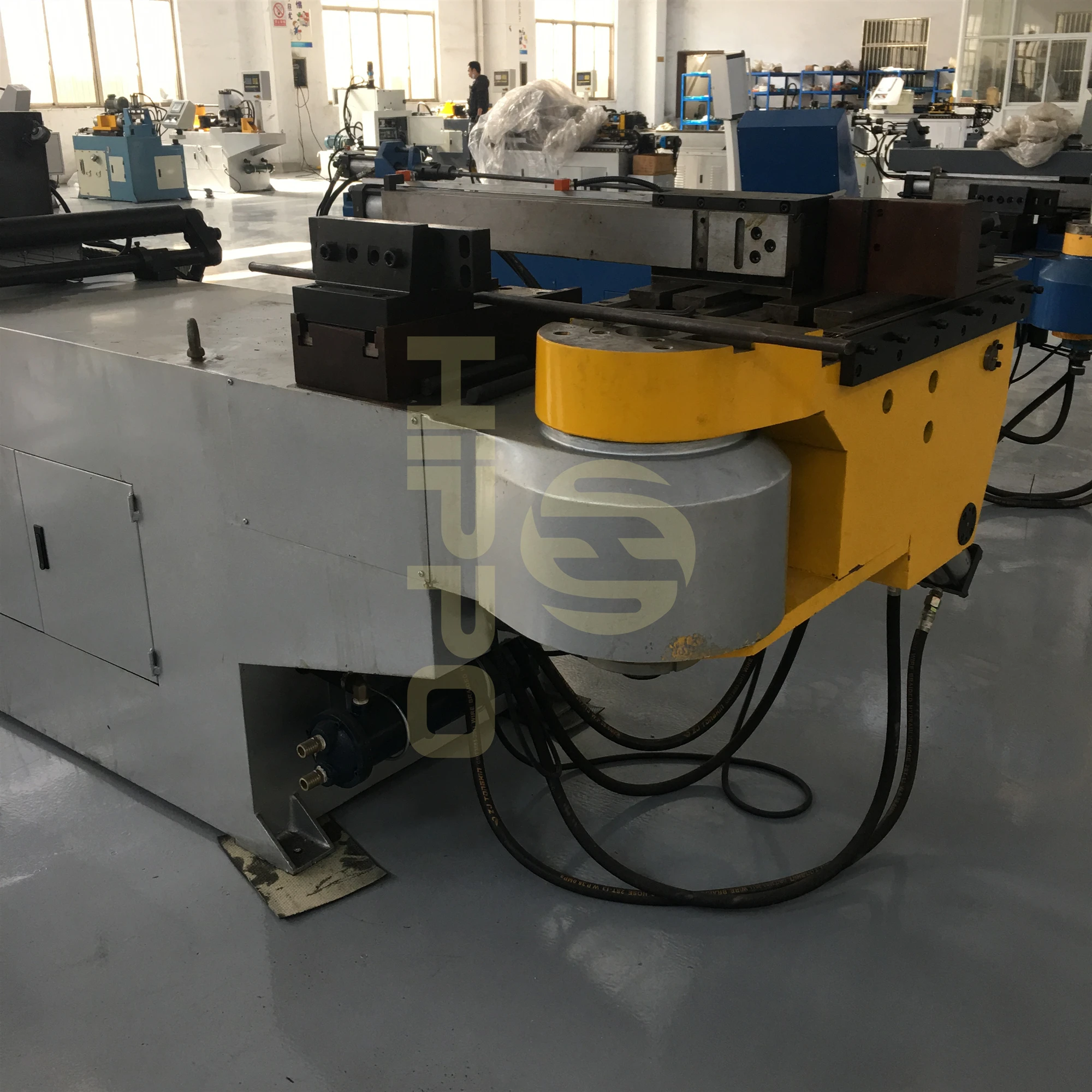 
China Semi-Automatic 3-Axis aluminum steel Pipe Bending Machine 