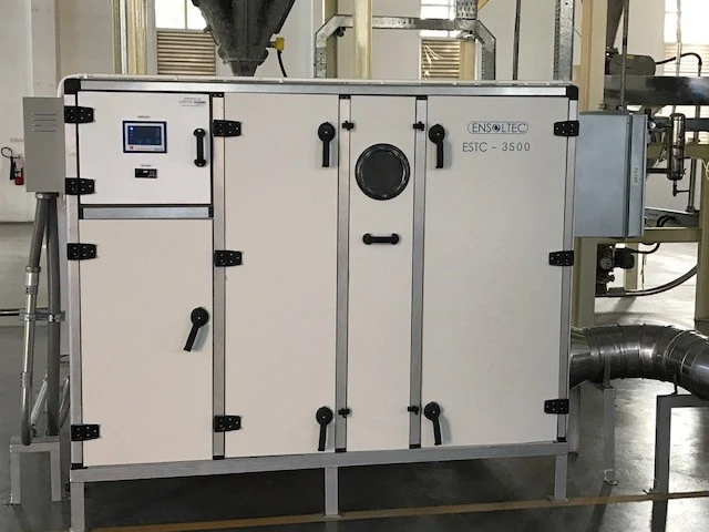 White Color Electric Power Source Warranty 1 Year Dehumidifier EST- 1300 Export From Thailand