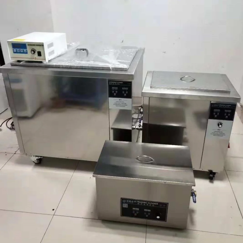 Large tank ultrasonic cleaner used  in auto industry for carburetor castings fuel injectors machined  parts cleaning