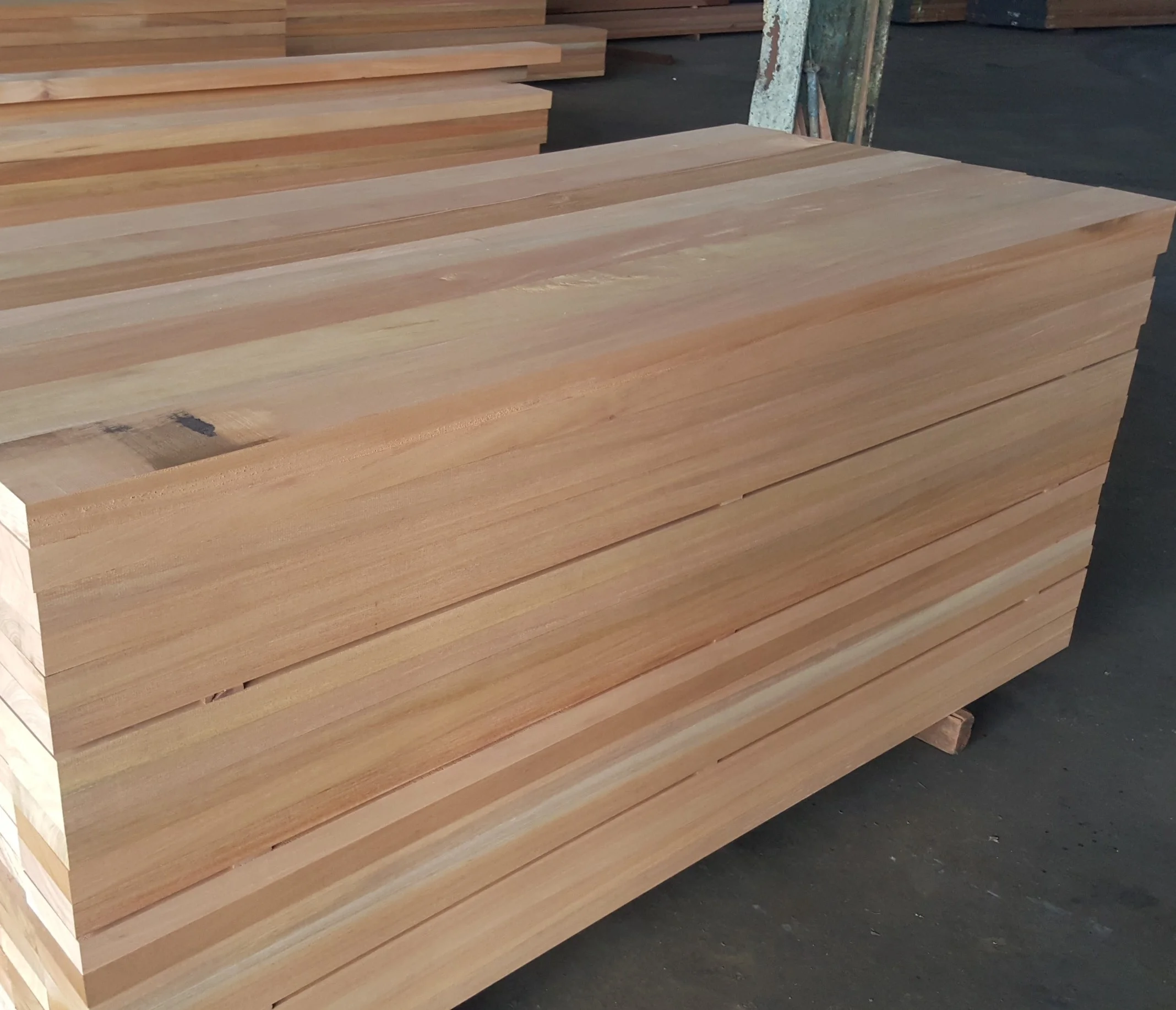 Premium Quality Melunak S4S Dressed Timber Board Model Number Lumber
