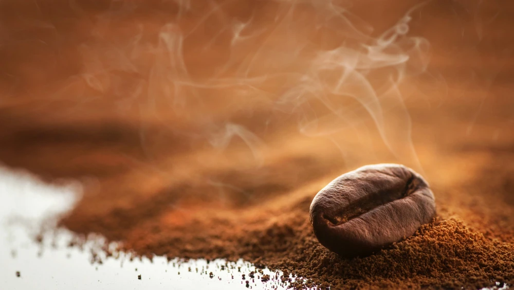 100 % Italian Midium Acidity and Strong Body in Tropical Fruits Notes Coffee Grains 1kg Pack Ideal for Bars
