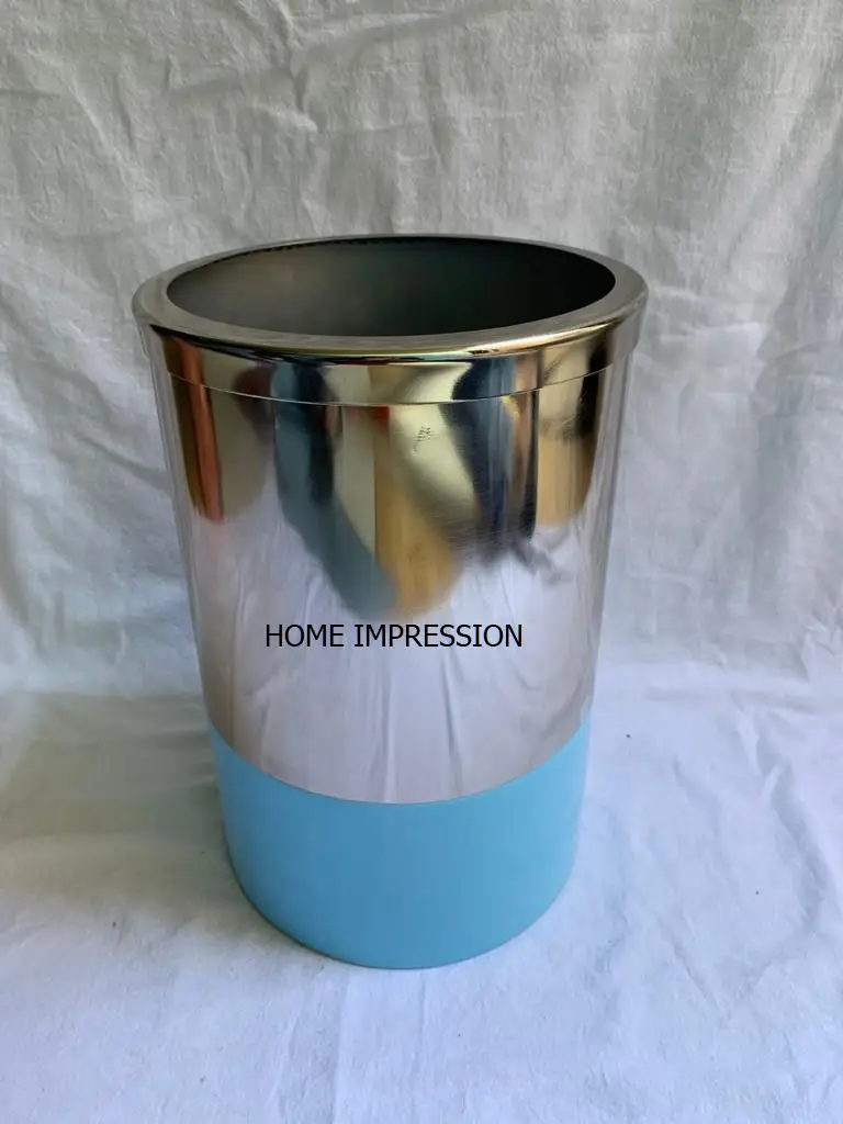 Садовый домик с золотым