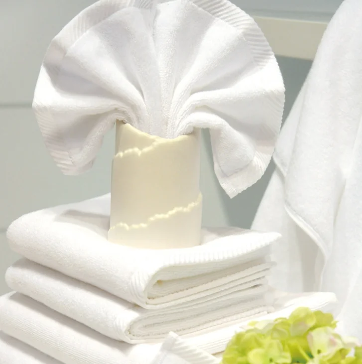 Белое хлопковое одноразовое полотенце для лица отеля ресторана
