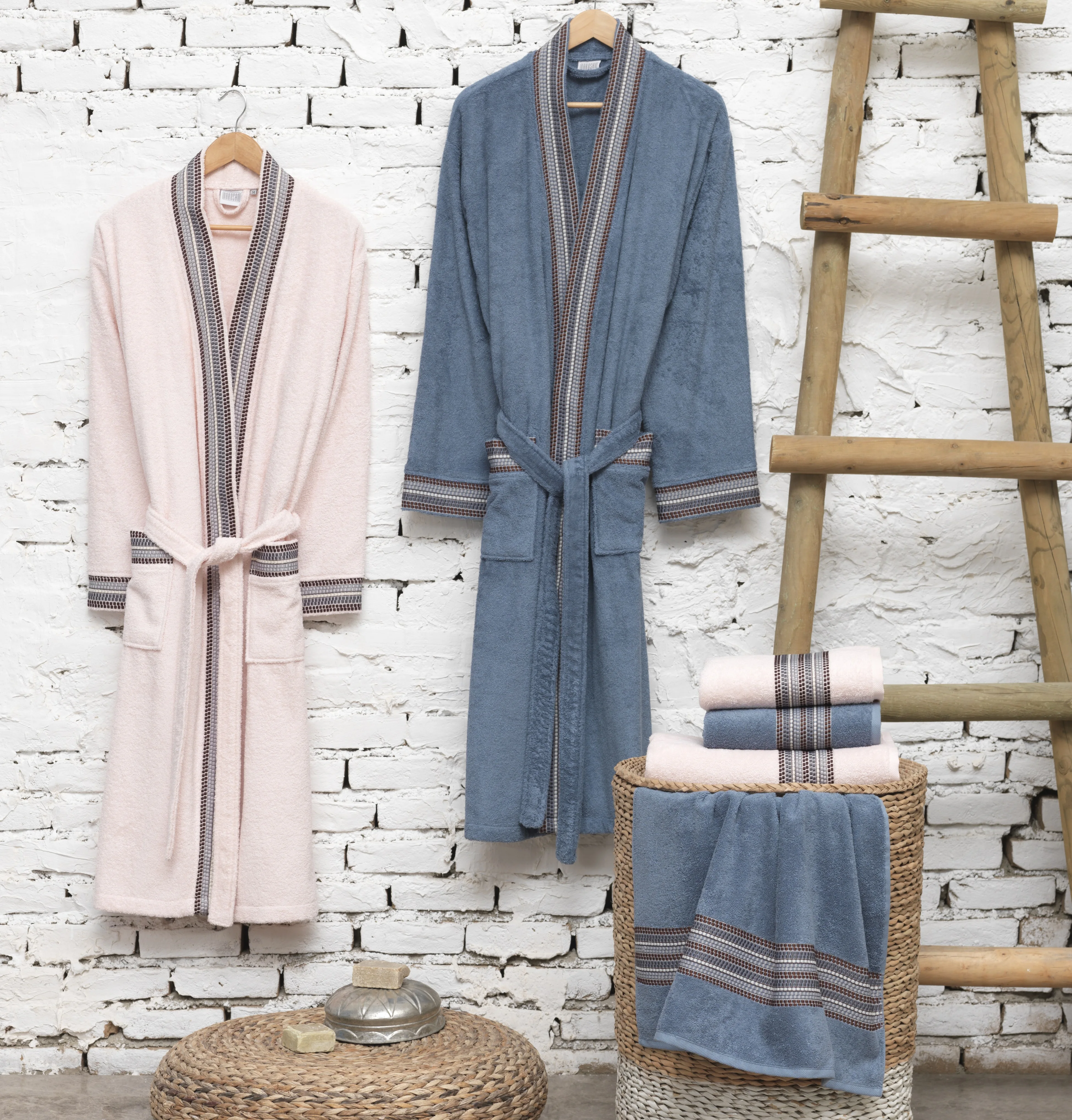 Мужские банные халаты из чесаного хлопка, мягкий комфортный экологичный абсорбирующий халат с индивидуальным дизайном