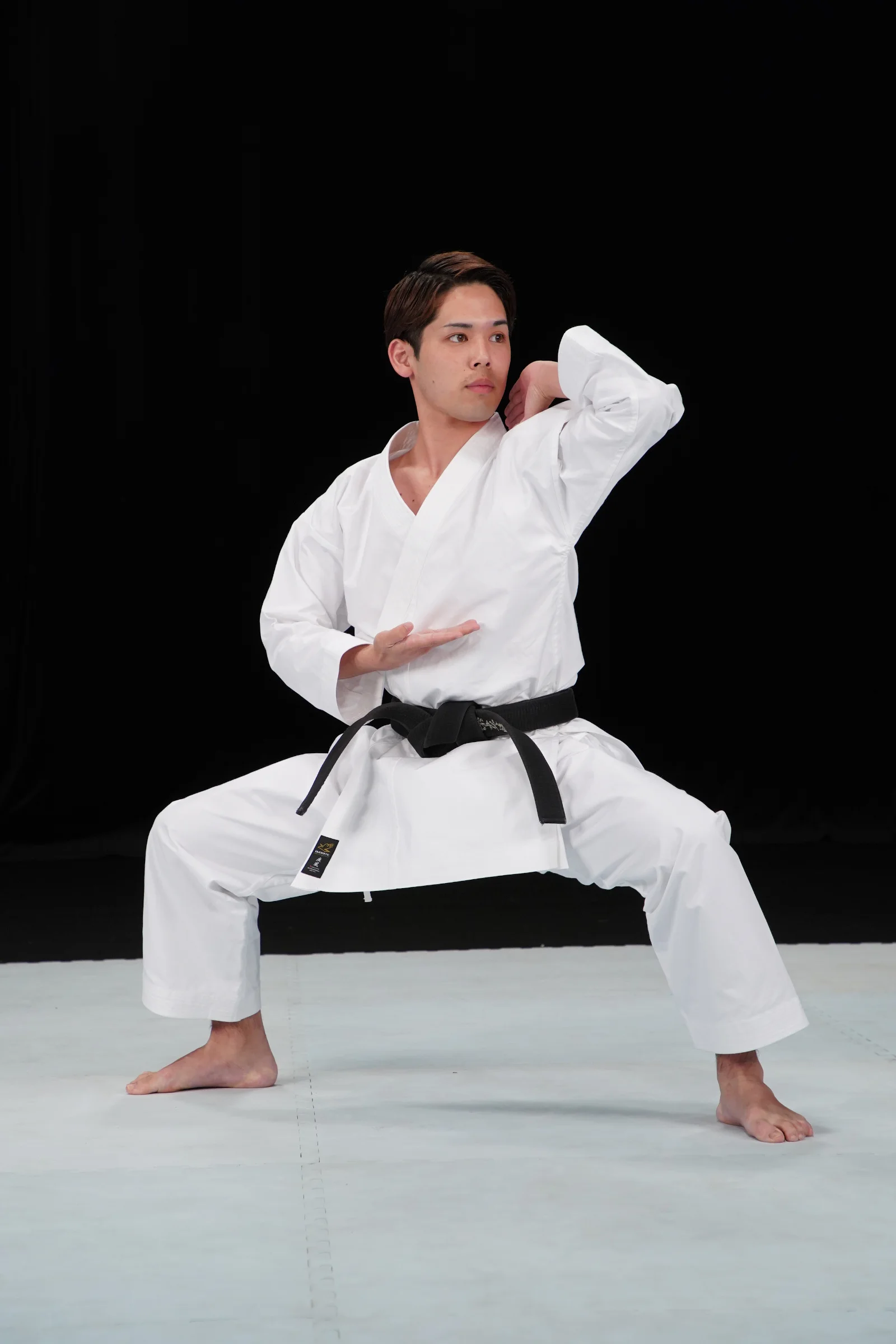 Super Lightweight Versatile Kumite Uniform, easy to move in and feels good on your body, well suited for Kumite.