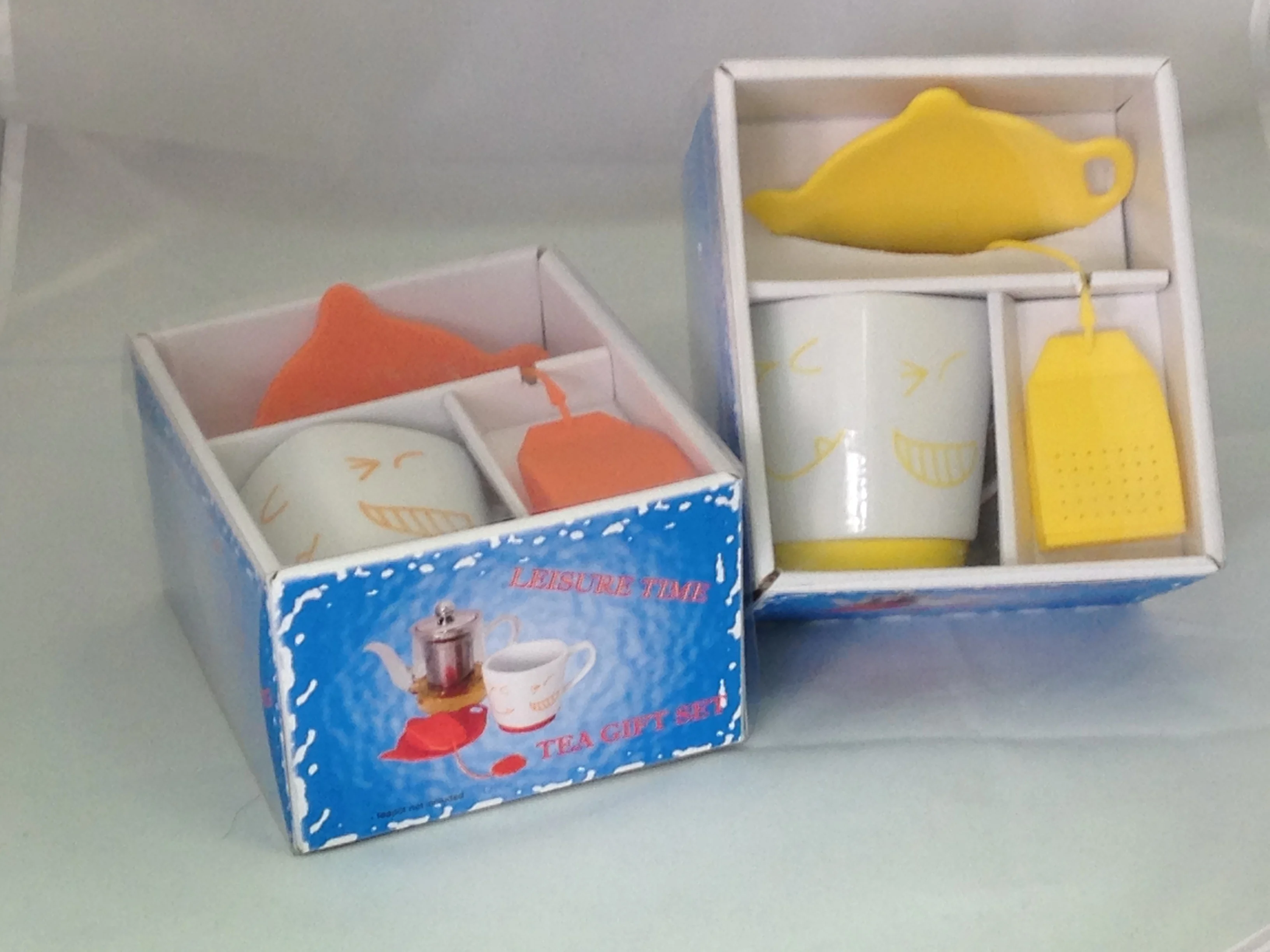 
Custom Design Pattern Ceramic Tea Set Tea Cup Tea Infuser 