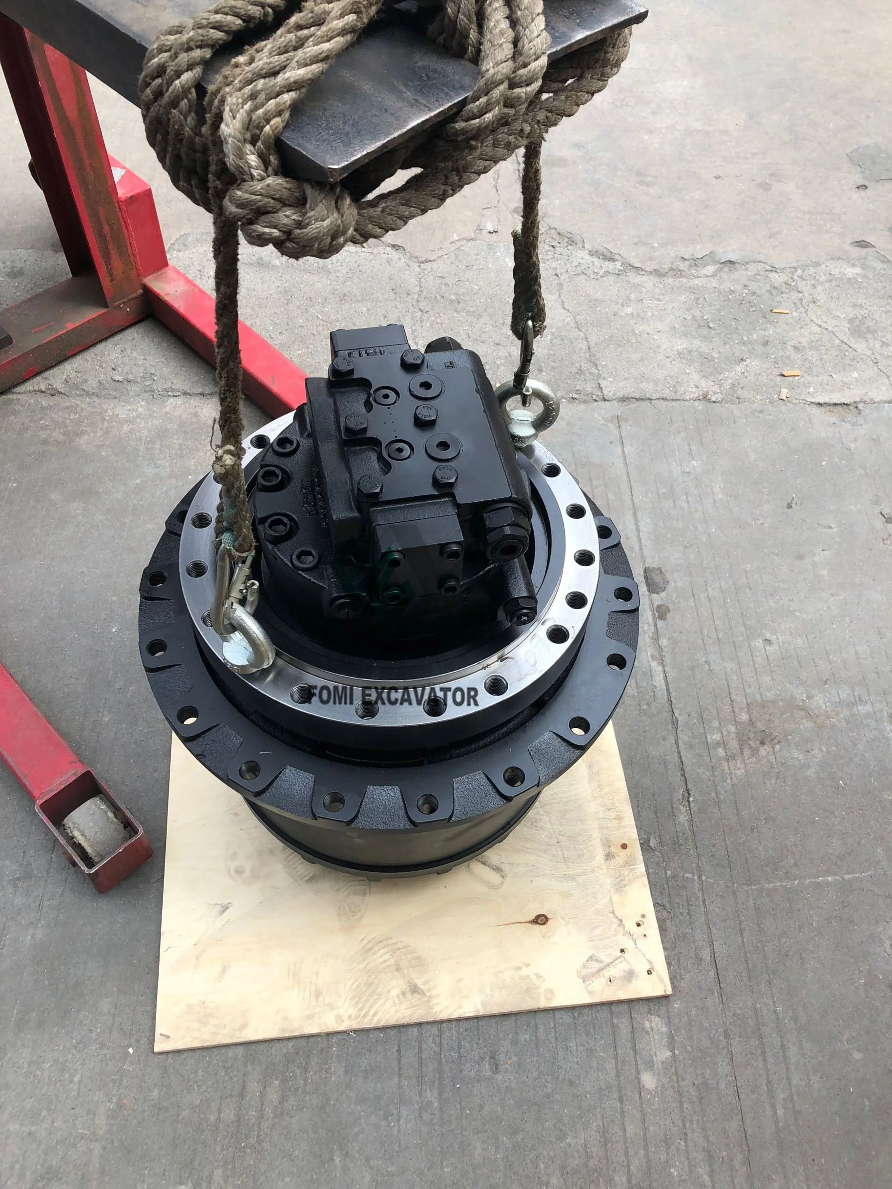 FOMI VOE14528732 Excavator Travel Motor EC210 EC210B Final Drive 14528732 For Volvo EC210 Travel Motor 7117-30030