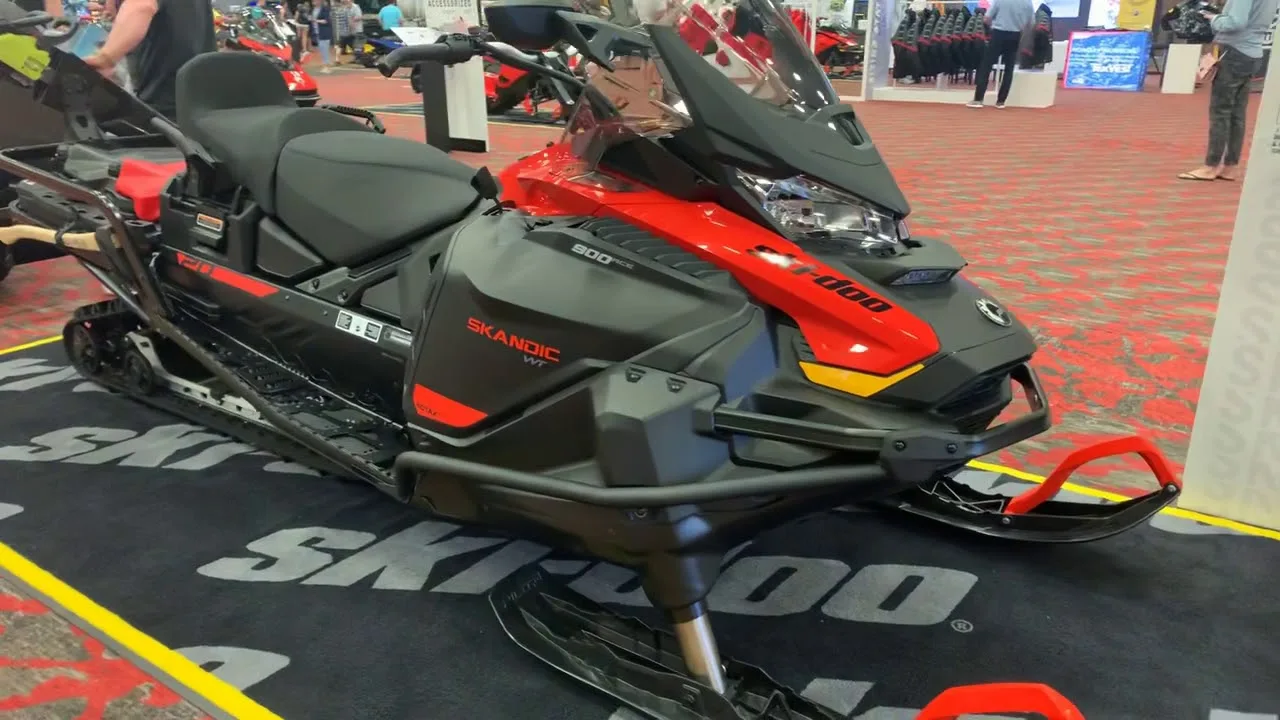 Best Selling Brand New 2021 SKANDIC WT 600 EFI COBRA WT 1.5 Snowmobile