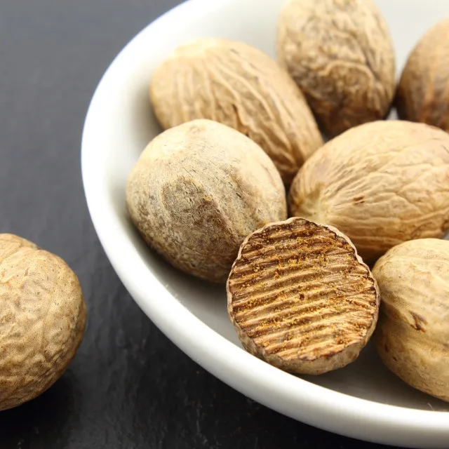 
 Мускатный орех лучшего качества, семена мускатного ореха/мускатного ореха высшего качества с оболочкой, высококачественный светло-коричневый Африканский орех  