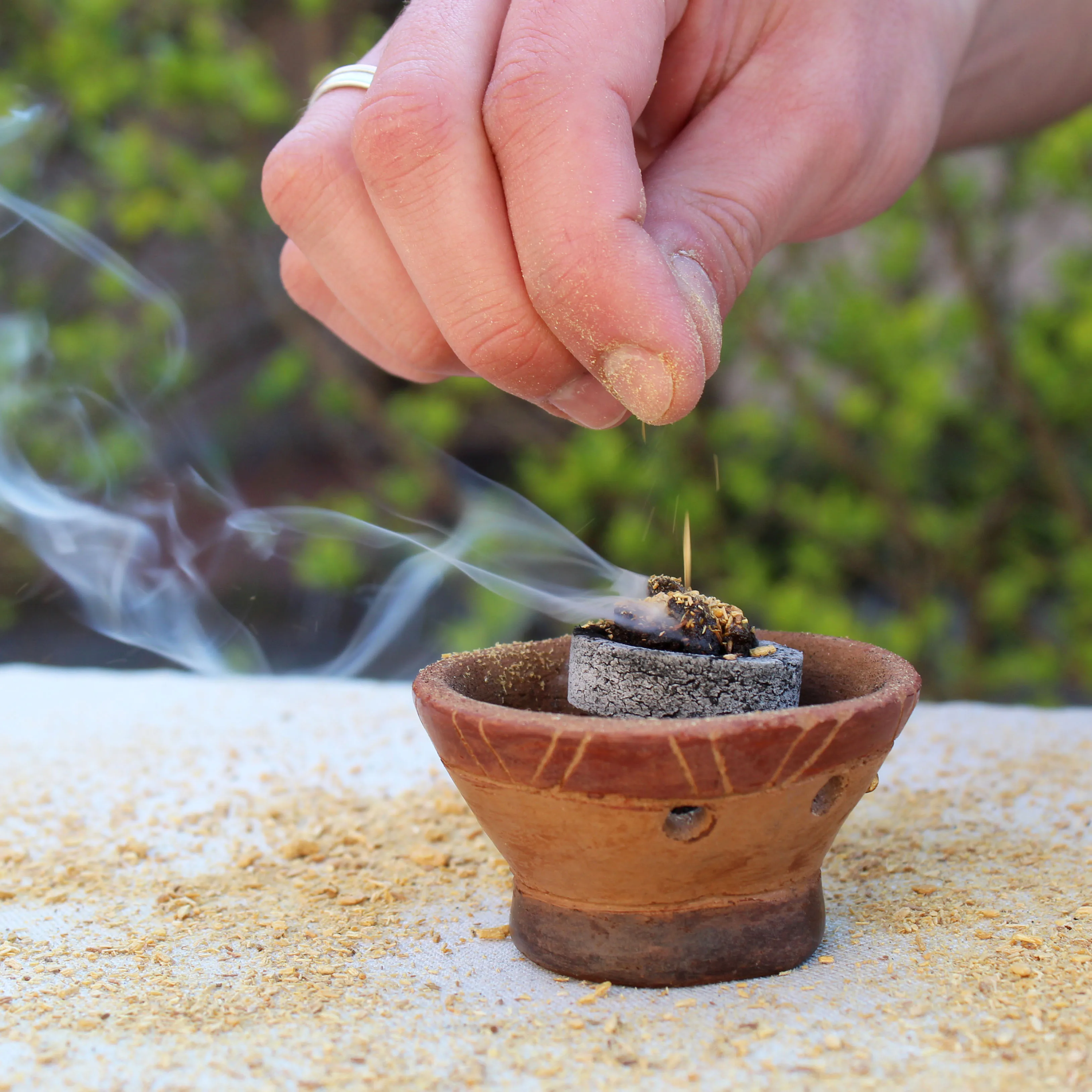 Fresh and Balsamic Aroma Incense Wood from Ecuador - Palo Santo Powder Incense Shavings - Shipped from Ecuador - 100 kgs or more