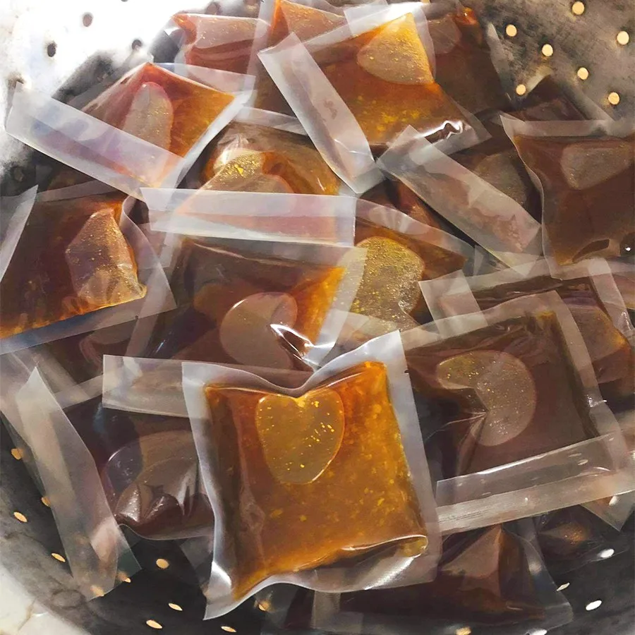 Вьетнамский бульон из говядины и курицы 150 г в упаковке аутентичный Вьетнама