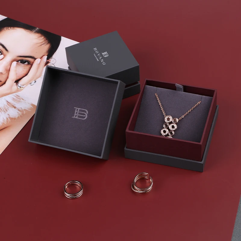 Factory Customized Logo Hot Sell  Recycle Ring Earring Case Luxury Jewelry Box Custom Logo