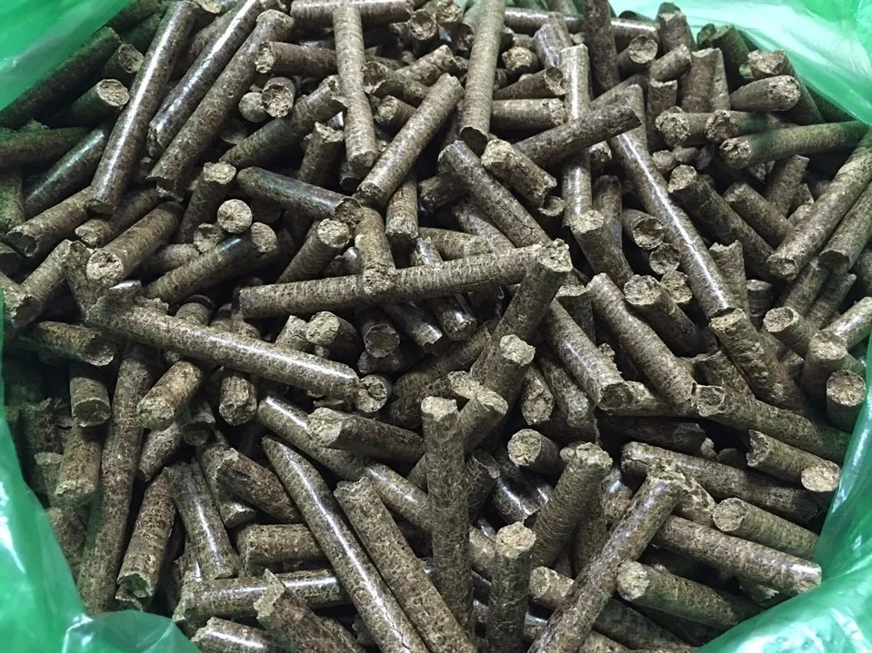 wood pellet hytt