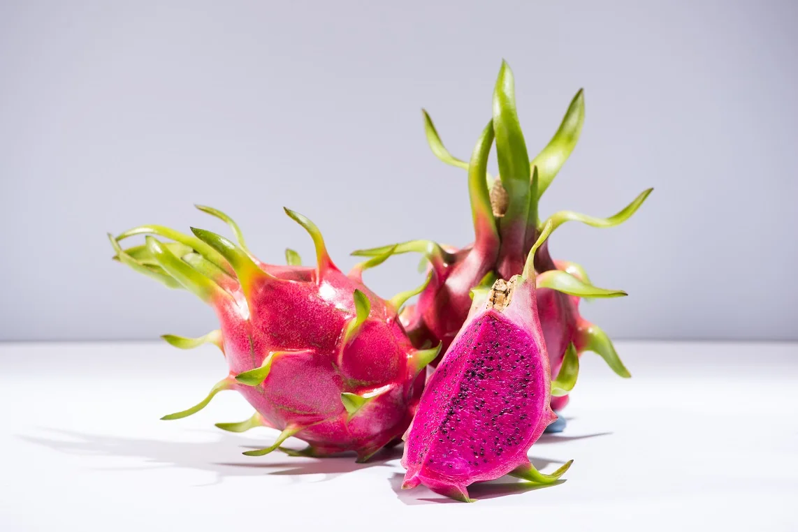Top Recommended Vietnam Fresh Sweet Taste Red Flesh/White Flesh Dragon Fruits With 7 Days Shelf Life