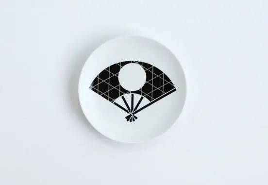 Customized Porcelain Small Plate wit Graphic Design for Gift