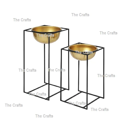 Attractive Design Flower Pot Planter With Iron Stand Superior Quality Garden Decoration at Lowest Prices
