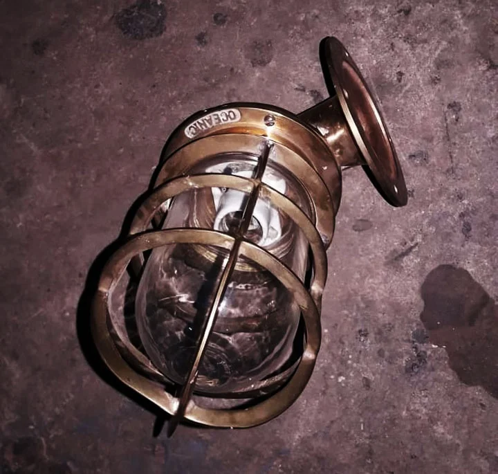 Marine Antique Brass Naval Patt Passage way Wall Light Bangladesh Ship Yard