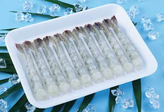 Raw white leg shrimp PDTO, peeled and deboned, size 16/20 with tail, made in Vietnam