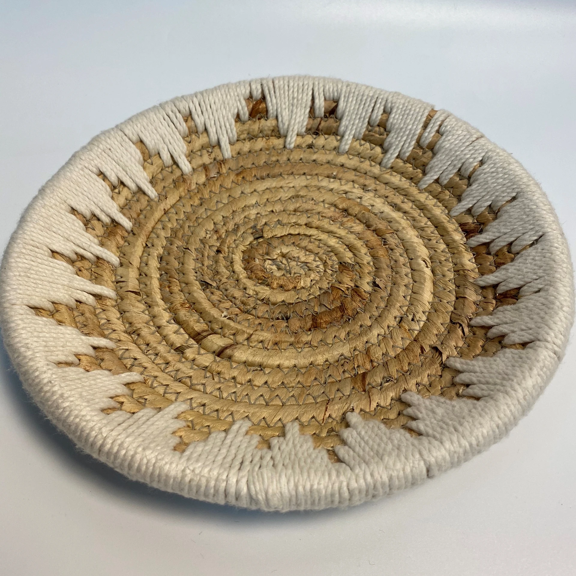 Floral handwoven Water Hyacinth Wall Art Home Decorative Wall Hanger Plate Hanging Woven Water  Hyacinth Wall Hanger HJ WHD 001