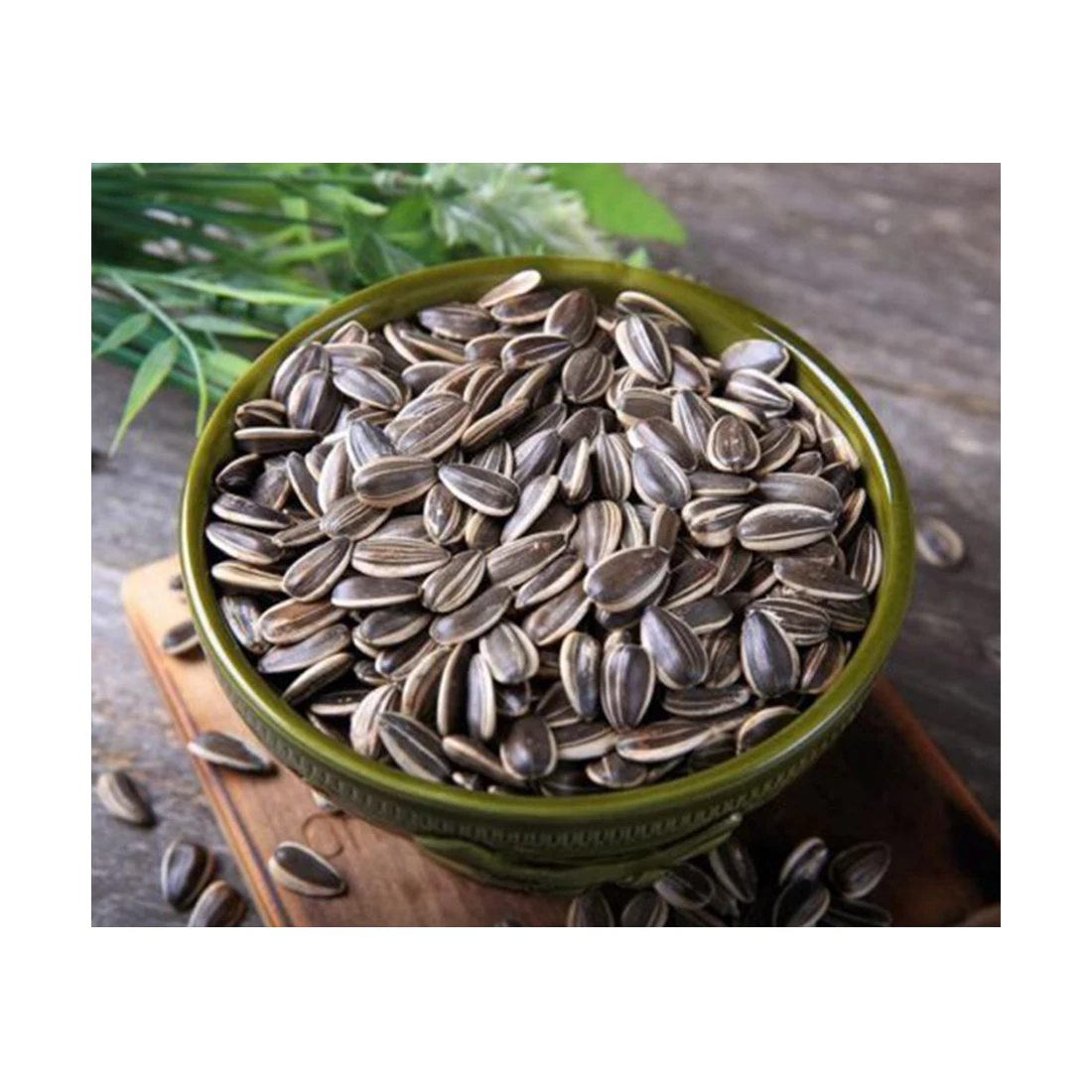 100% natural bulk sunflower seed kernels oil seeds non-GMO whosale natural organic sunflower Kazakhstan
