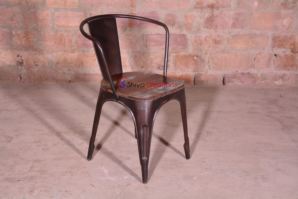 Vintage Industrial Restaurant Garden Outdoor Furniture  Wooden Seat Stackable Metal Iron Dining Chairs