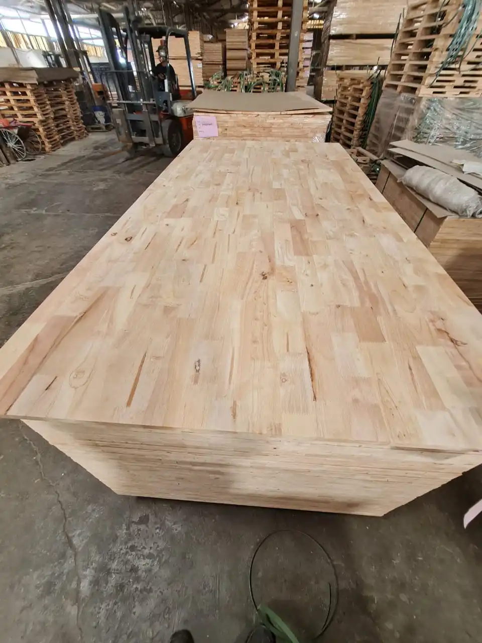 Rubber Wood  Finger Joint Laminating Board - Grade AC 17mm