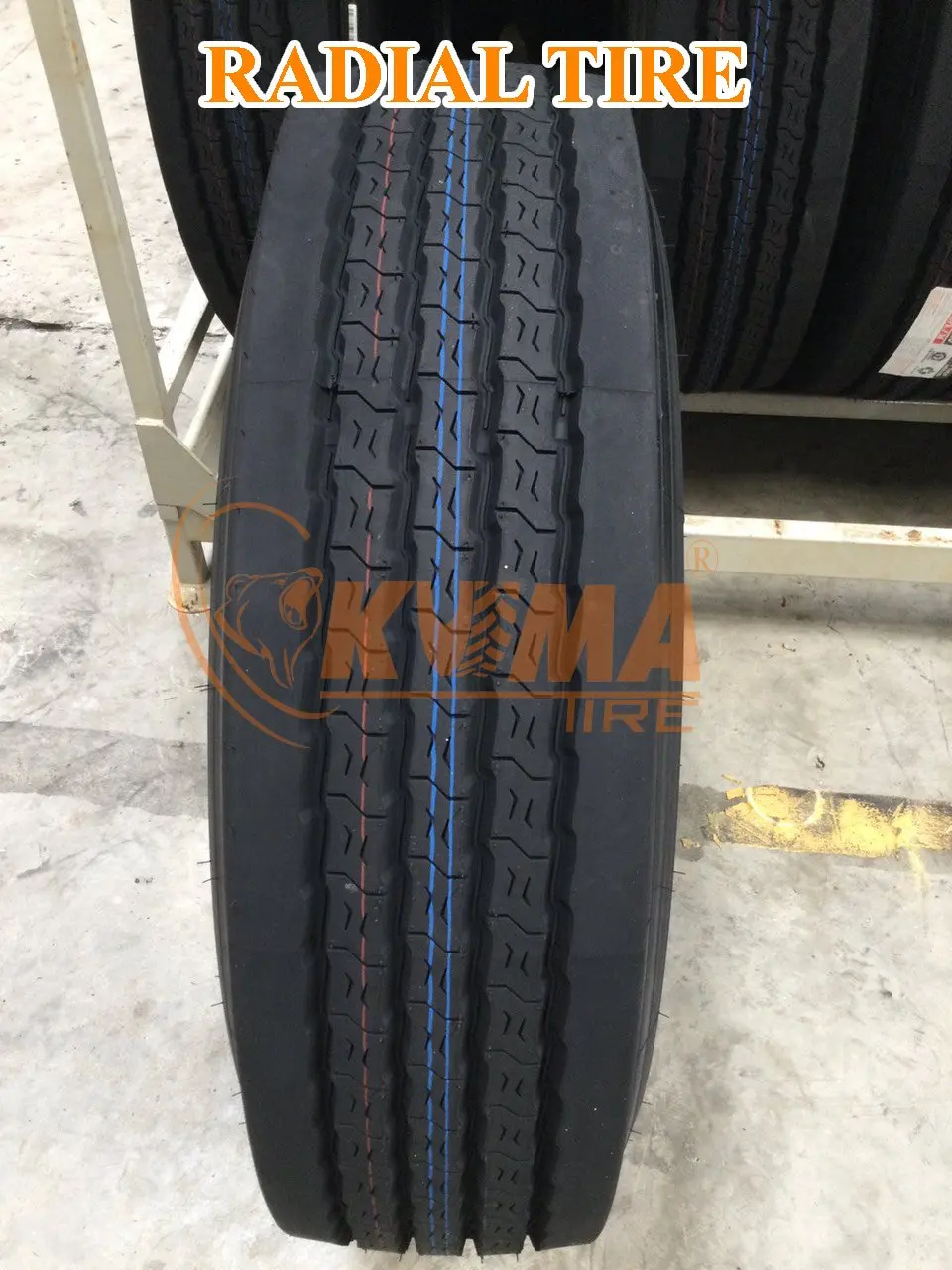 TRUCK TIRE RADIAL  SIZE  315/80R-22.5 - MADE IN VIETNAM