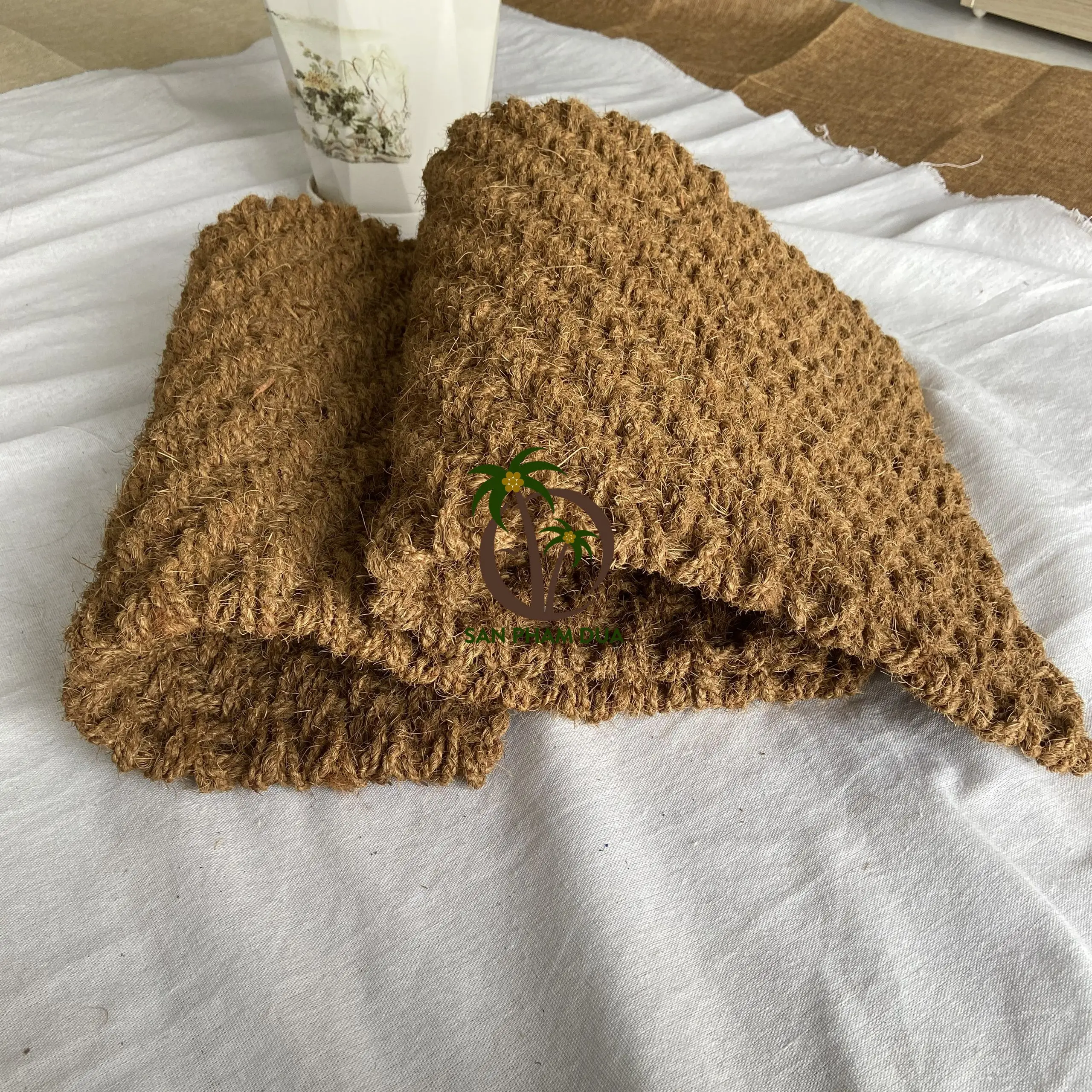  Оптовая продажа напольных ковриков из кокосового волокна/натуральный кокосовый ковер Вьетнама