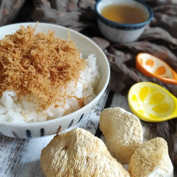 
Vegetarian Dried Hericium Erinaceus Shredded Floss 