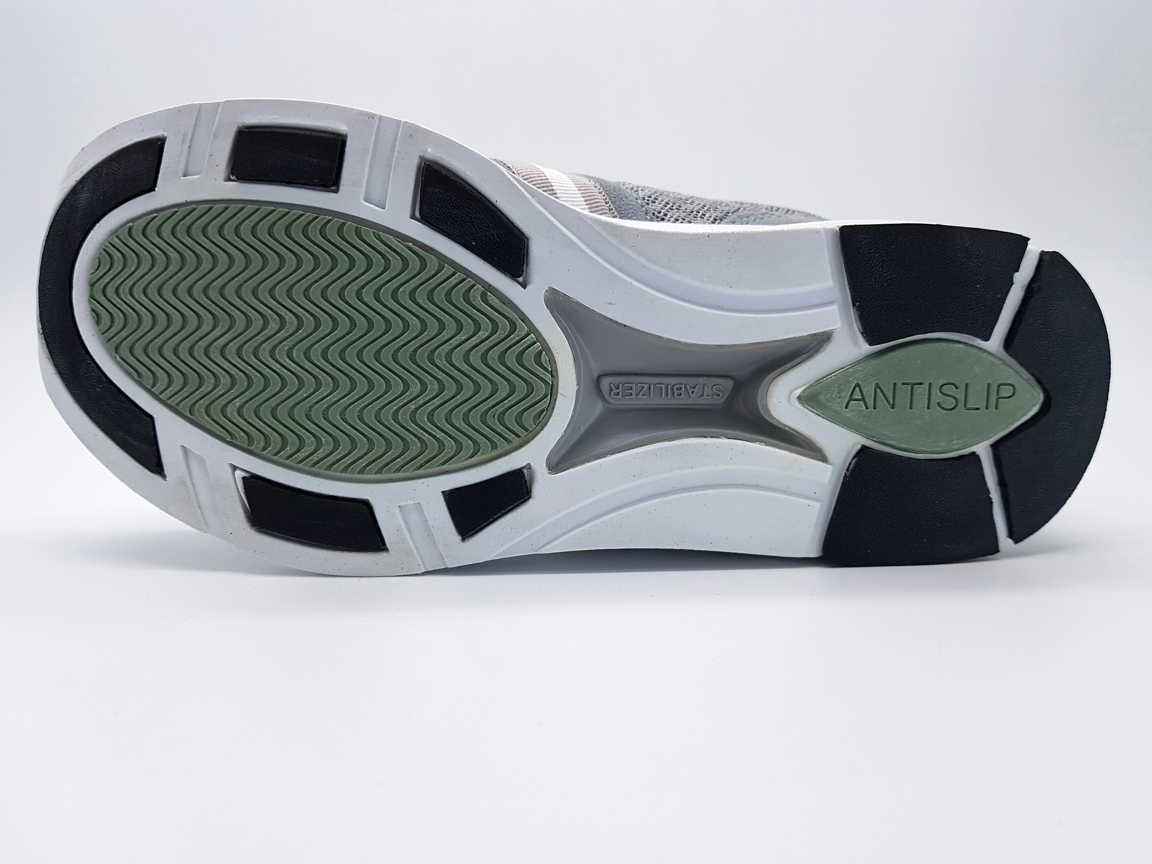 Orthopedic and Healthy Shoes Grey for Men and Women. Made from Thailand Top Quality from Care-Step Color Fulfillment Carestep