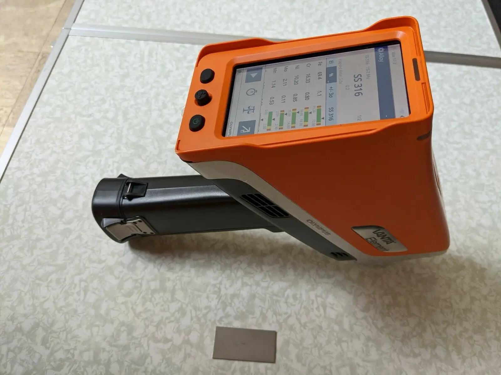 HIGH QUALITY DEMO OLYMPUS VANTA XRF HANDHELD ANALYZER ALLOY SCRAP PMI PRECIOUS METALS NITON WHOLESALES PRICE