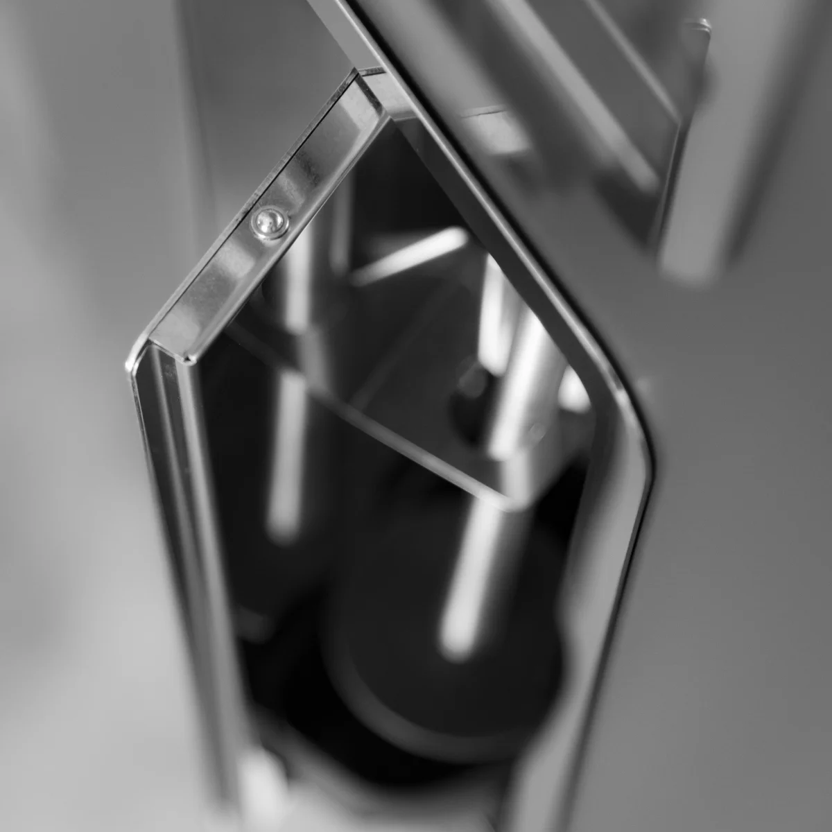 Recessed Toilet brush   Stainless SteelSteel varnished matt visone (mink)