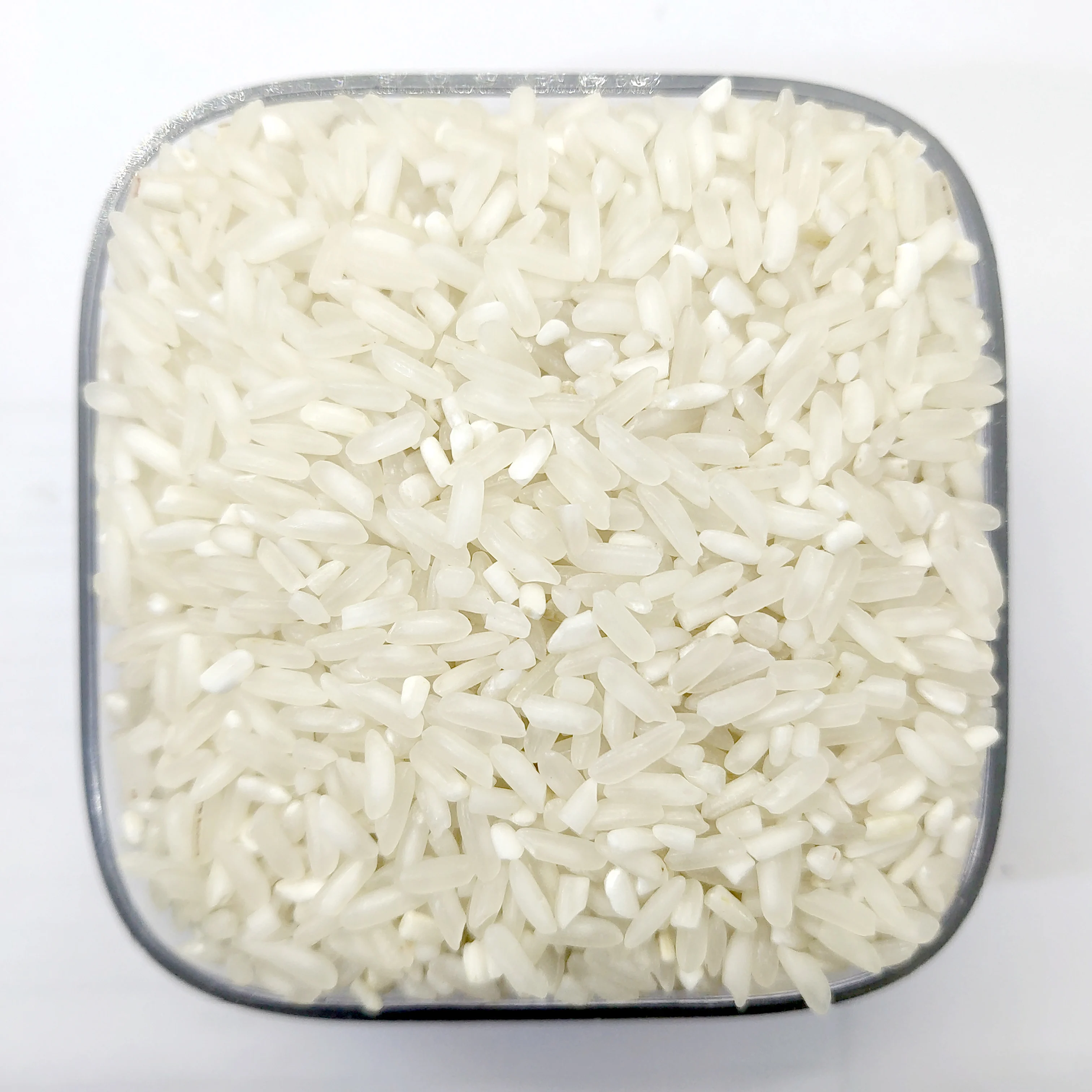 Вьетнамская заводская цена 10% белый рис со сломанным средним зерном с полипропиленовым мешком 25-50 кг или по запросу