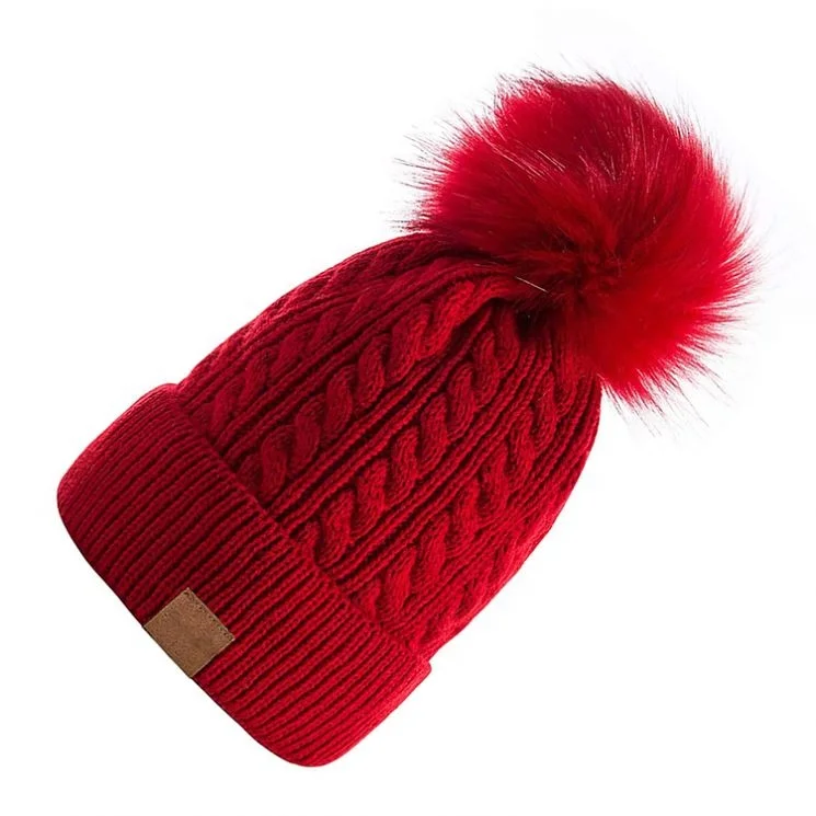 Оптовая продажа, зимние детские вязаные крючком шапки из 100% хлопка с двойным помпоном из искусственного меха, детские шапки Toddle с пользовательским ярлыком