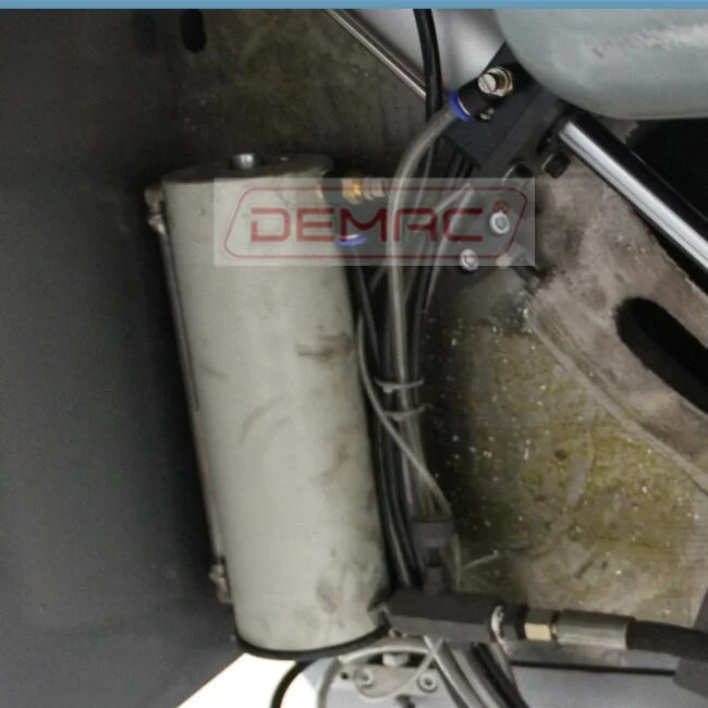 Single head cutting saw aluminum window machine