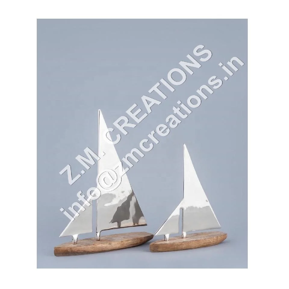 Modern Home Decor Silver Color Metal Sailboat Yacht Sculpture with Wooden Base for Office and Home Decoration