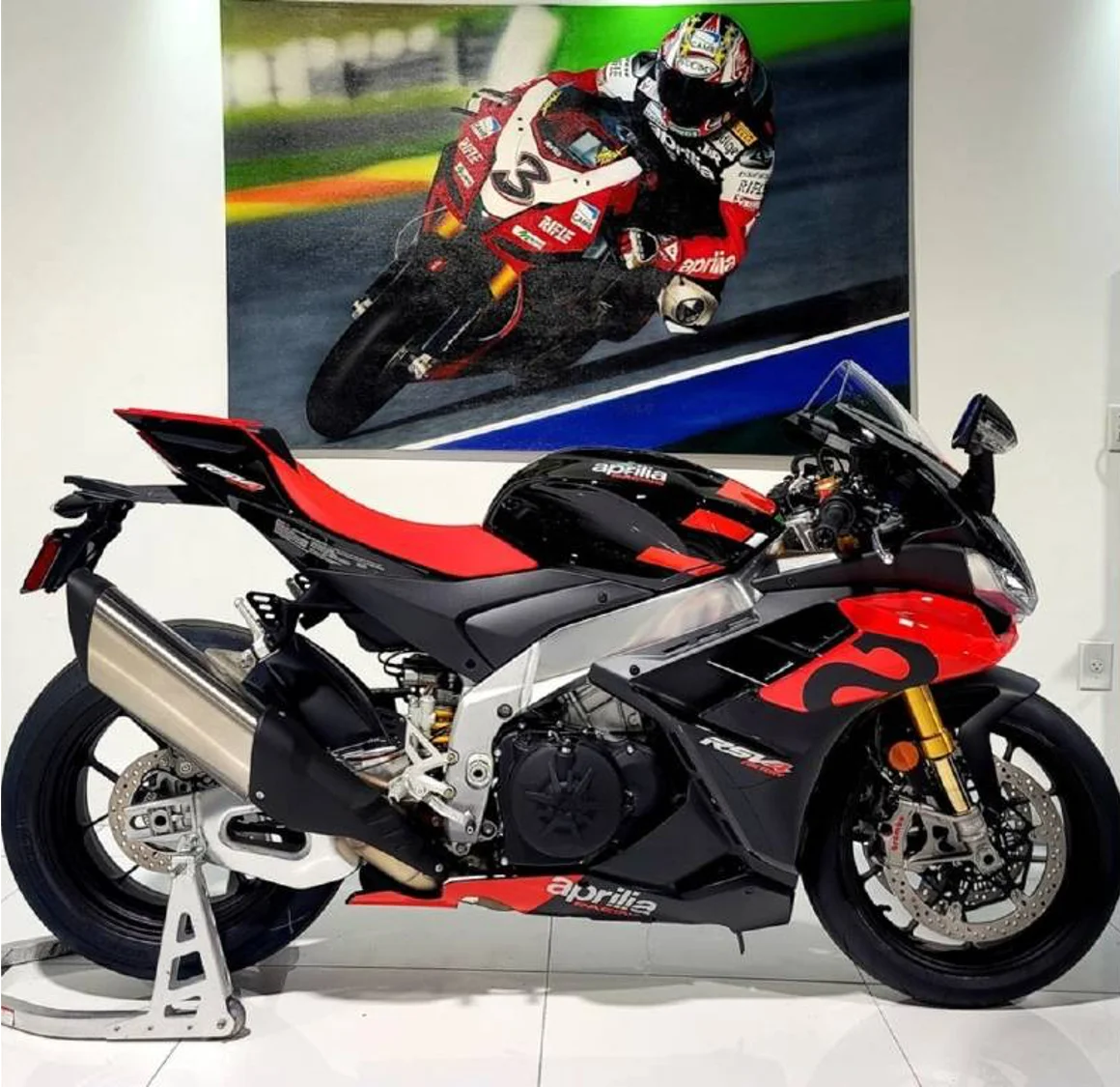 Бывший в употреблении Гоночный Мотоцикл Aprilia