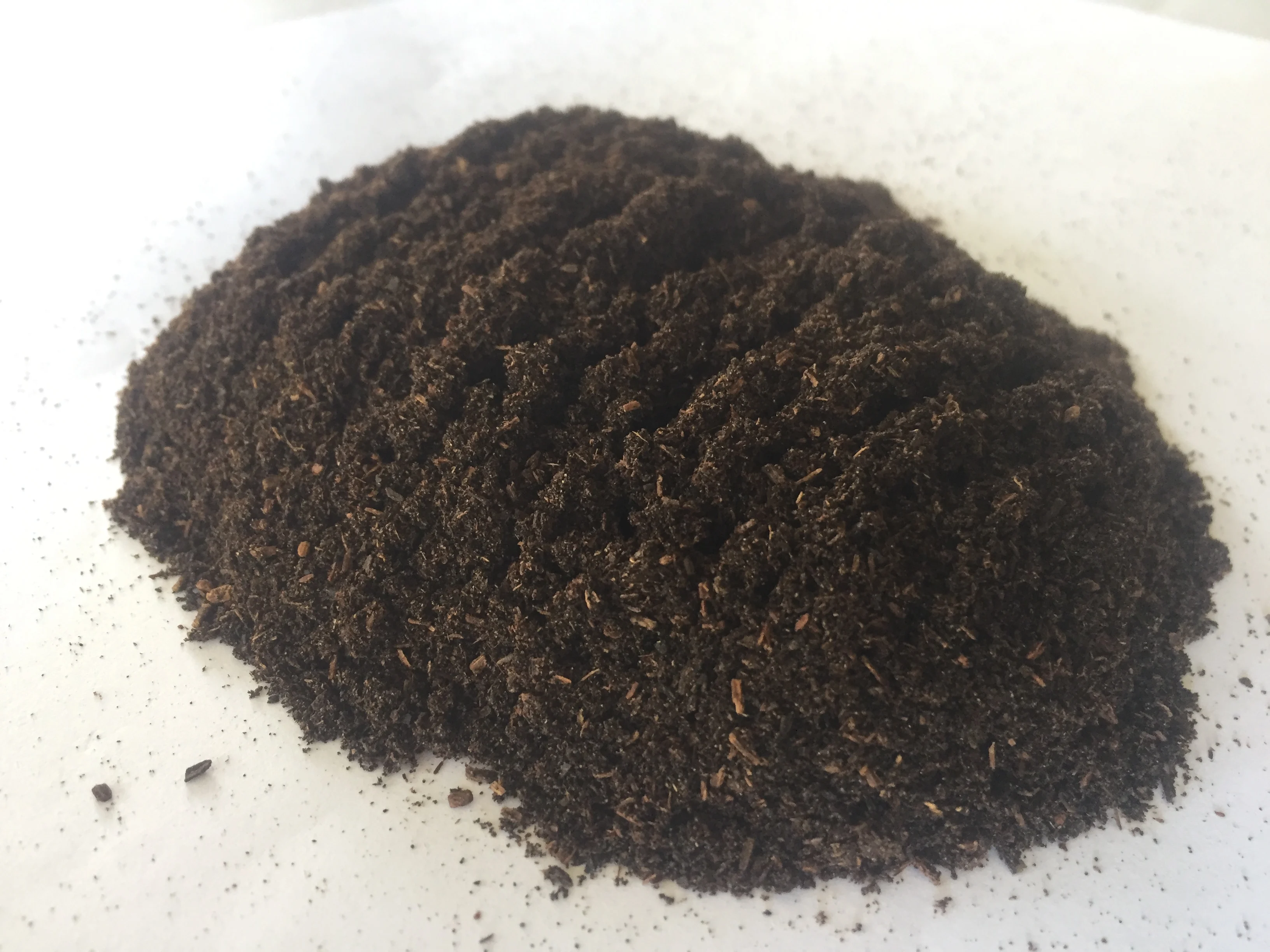 RENDAH TAHITENSIS GRADE-2 GROUND VANILLA POWDER 100% Natural Hot Selling Indonesian Best Bourbon Quality with Best Price