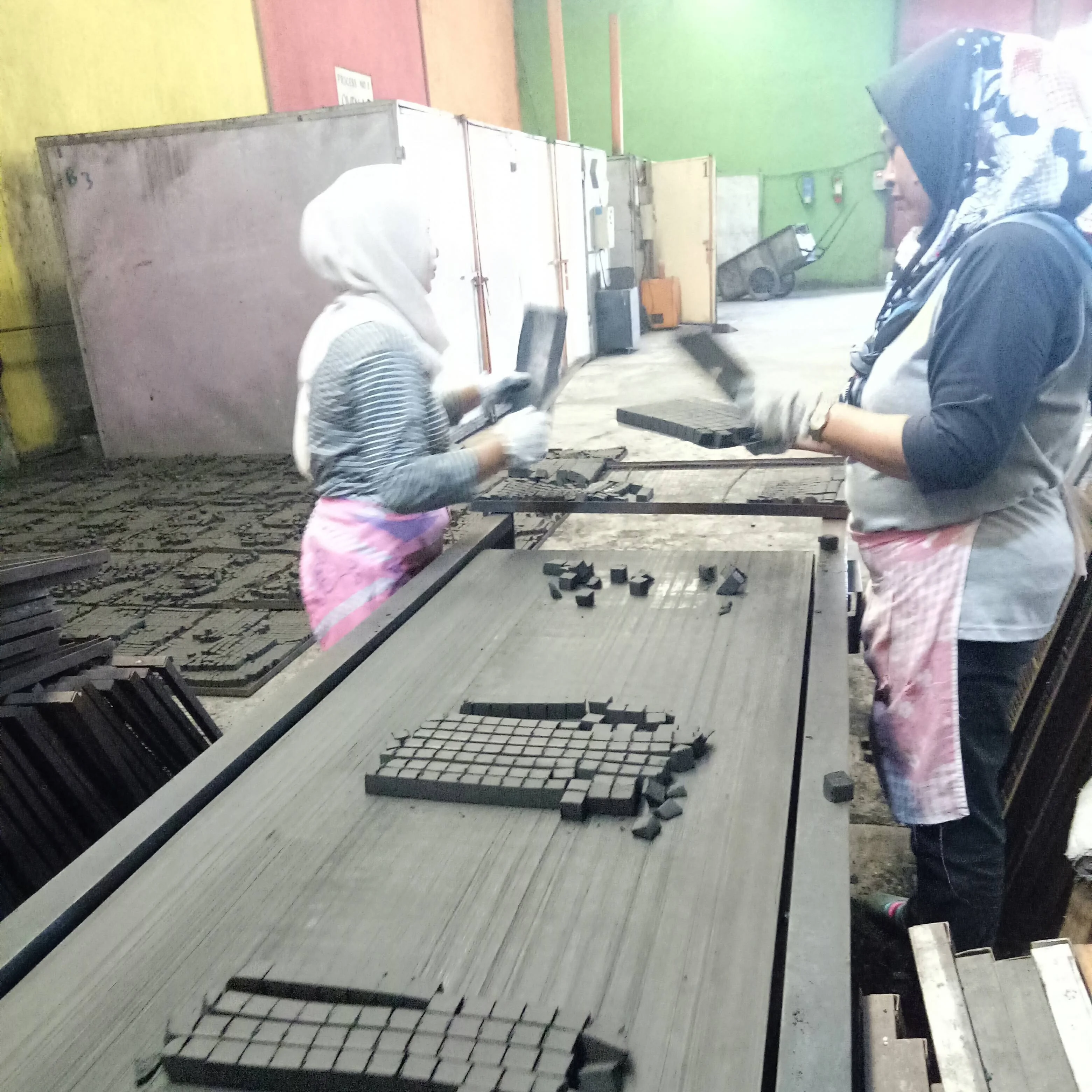 Low Price Cube Shisha Hookah Coconut Charcoal Indonesia