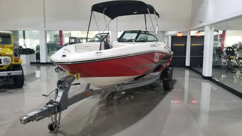 
FREE SHIPPING 2014 Sea Rayes 190 Sport MarineMax Sail & Ski Austin 
